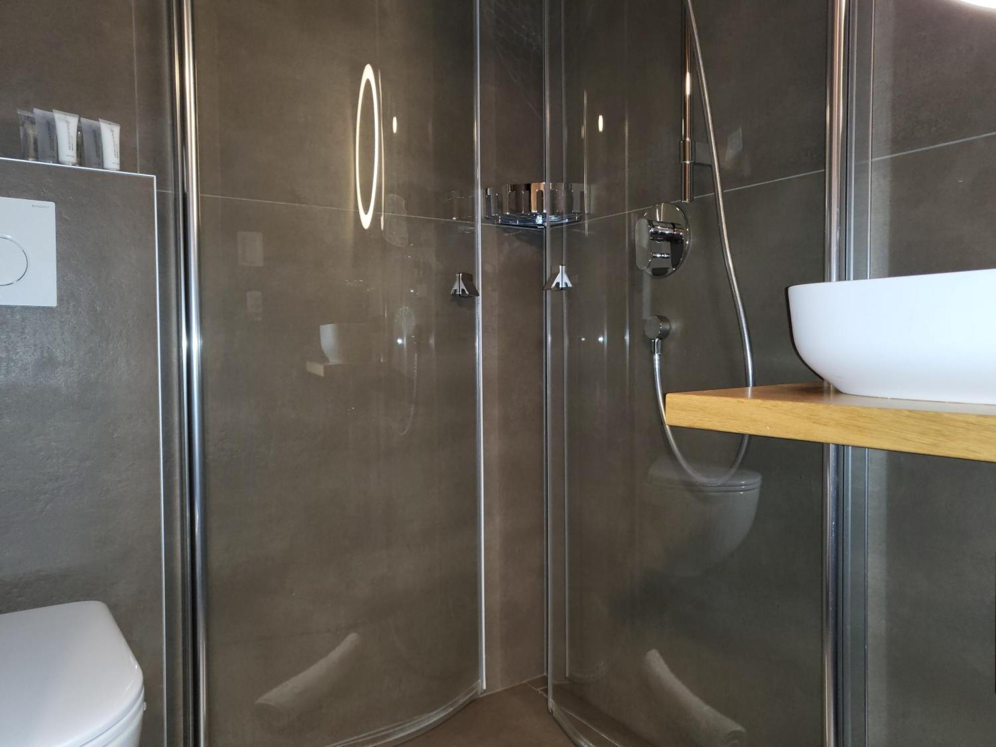 Kapitel 7 Boutique-Hotel Raron Екстер'єр фото